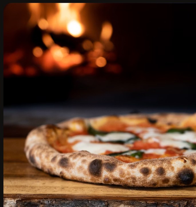 Wie bei Familie. Nur mit besserer Pizza.