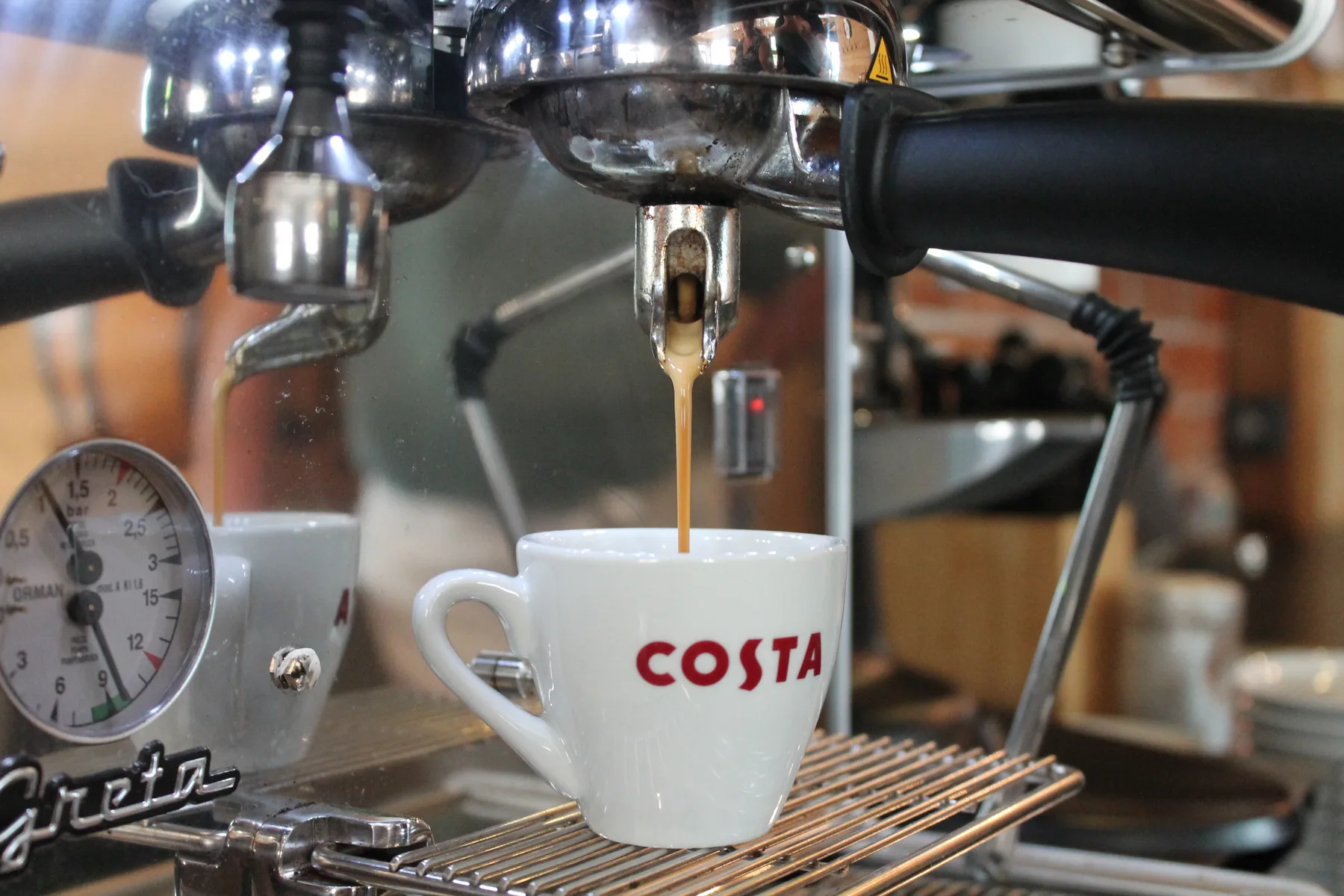 Espressozubereitung an der Siebträgermaschine